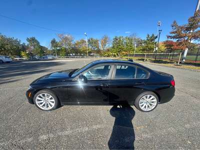 2016 BMW 3 Series - 320i xDrive Sedan 4D