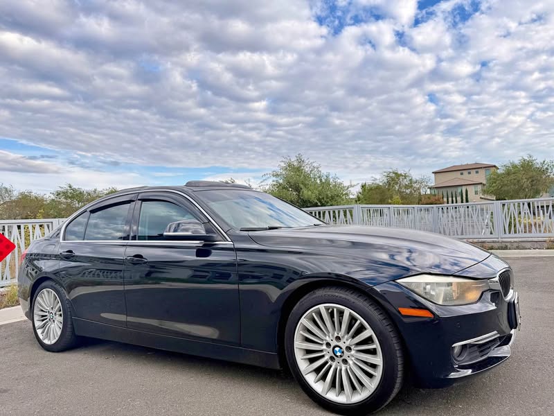2013 BMW 3 Series - 328i Sedan 4D