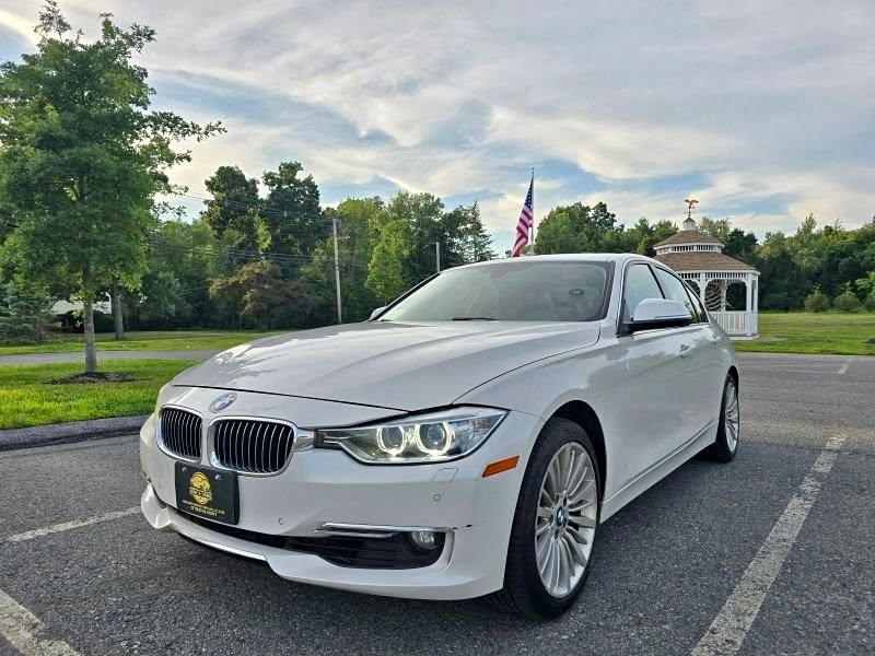2014 BMW 3 Series 328i xDrive Sedan 4D - stock: 26178