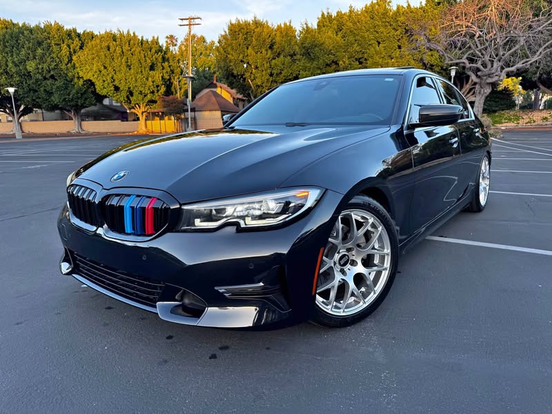 2019 BMW 3 Series - 330i Sedan 4D