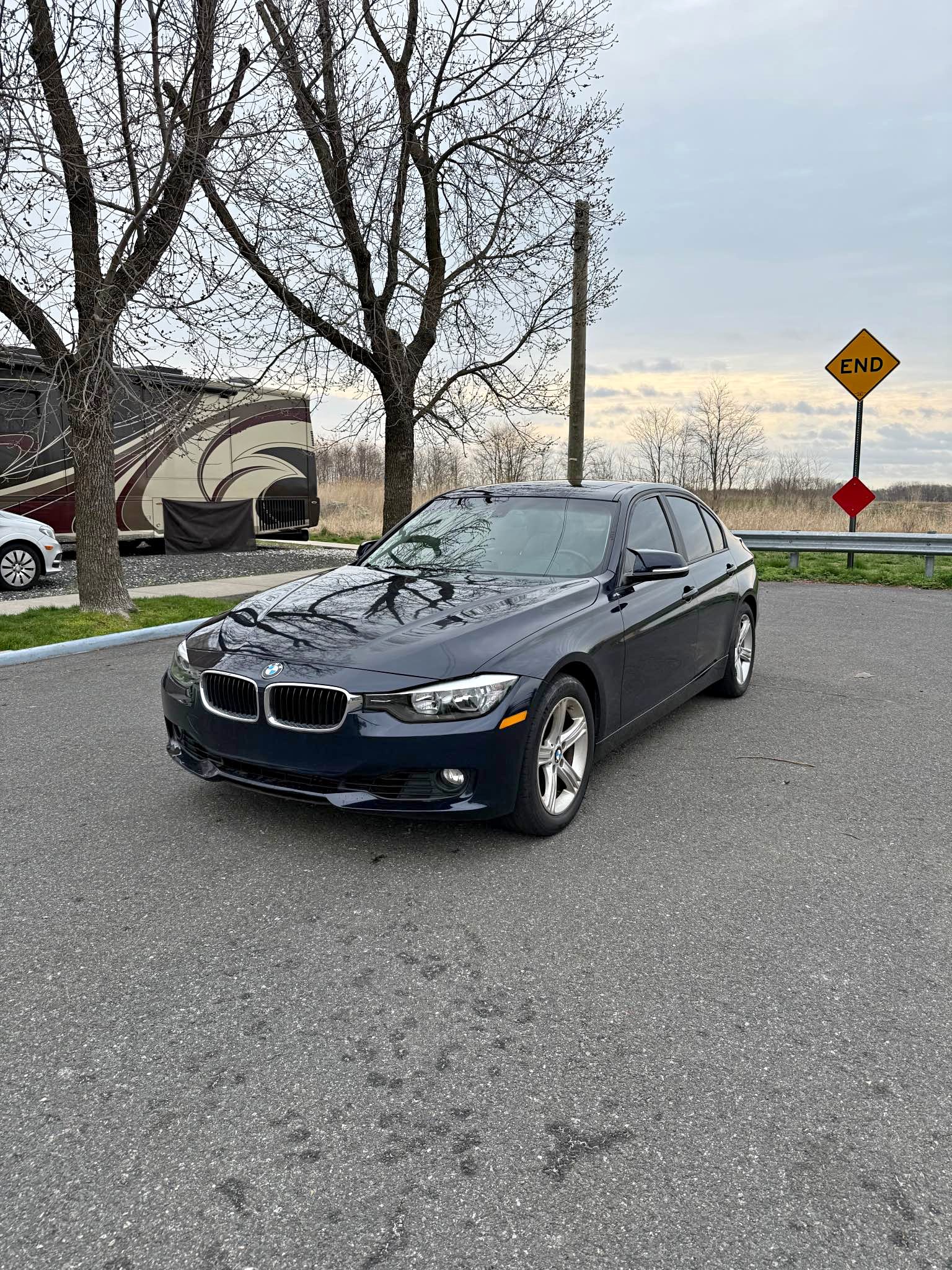 2012 BMW 3 Series - 328i xDrive Sedan 4D