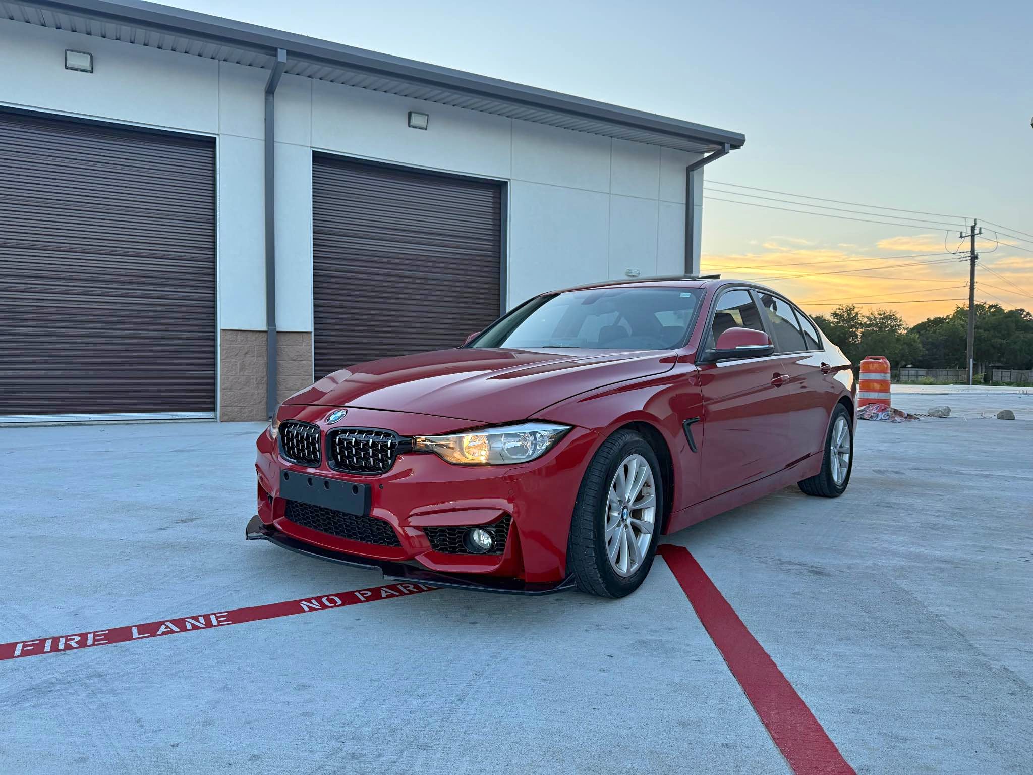 2016 BMW 3 Series - 320i xDrive Sedan 4D
