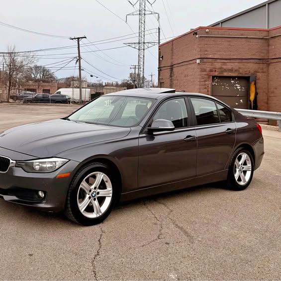 2015 BMW 3 Series - 320i xDrive Sedan 4D