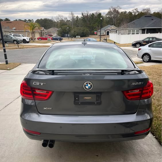 2015 BMW 3 Series - 328i Gran Turismo xDrive Sedan 4D