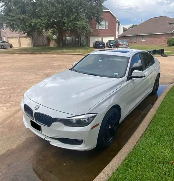 2012 BMW 3 Series - 328i Sedan 4D
