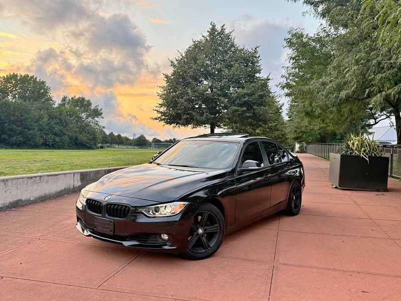 2015 BMW 3 Series - 328i xDrive Sedan 4D