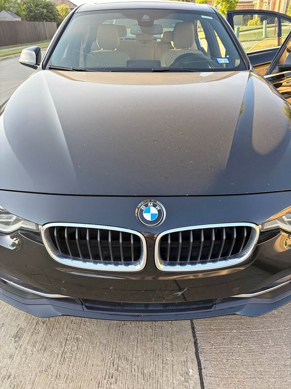 2018 BMW 3 Series - 330i Sedan 4D