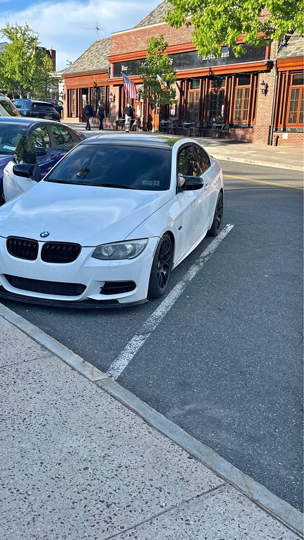 2012 BMW 3 Series - 335xi Coupe 2D