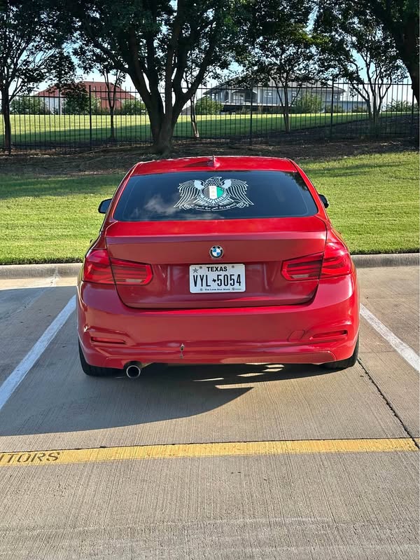 2016 BMW 3 Series - 320i xDrive Sedan 4D