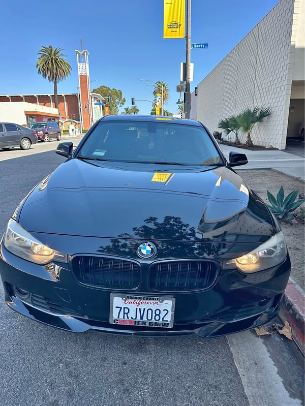 2015 BMW 3 Series - 328i Sedan 4D