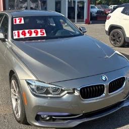 2017 BMW 3 Series 330i xDrive Sedan 4D