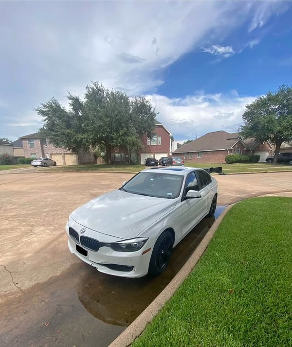 2012 BMW 3 Series - 328i Sedan 4D