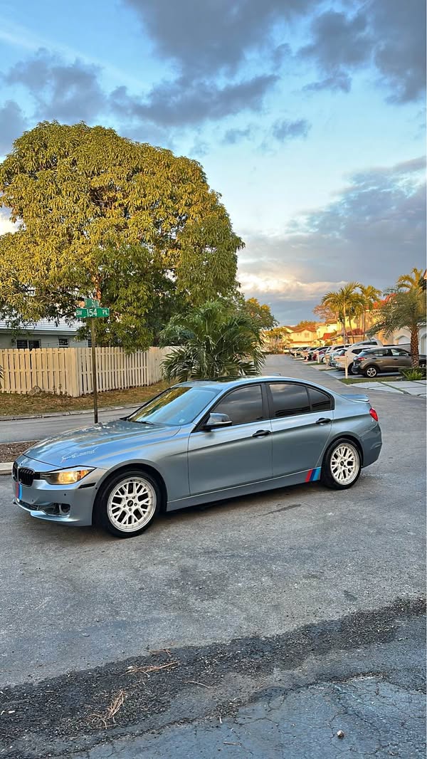2013 BMW 3 Series - 328i Sedan 4D