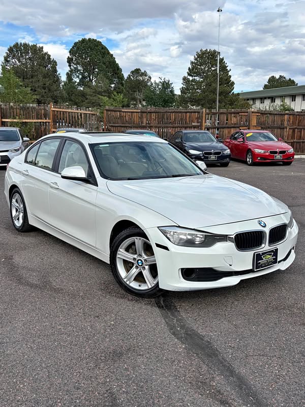 2015 BMW 3 Series - 320i xDrive Sedan 4D