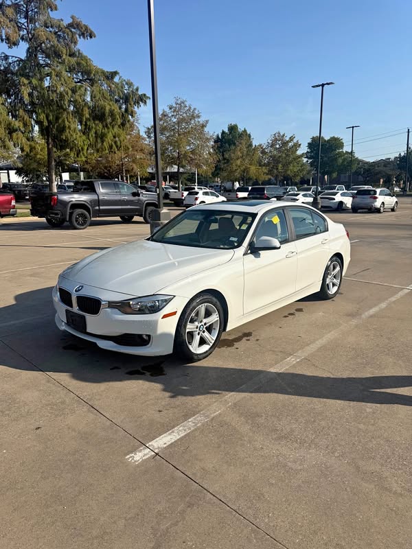 2014 BMW 3 Series - 320i xDrive Sedan 4D