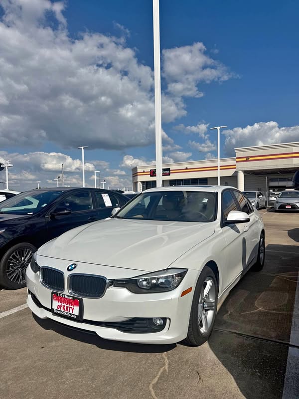 2013 BMW 3 Series - 328i Sedan 4D