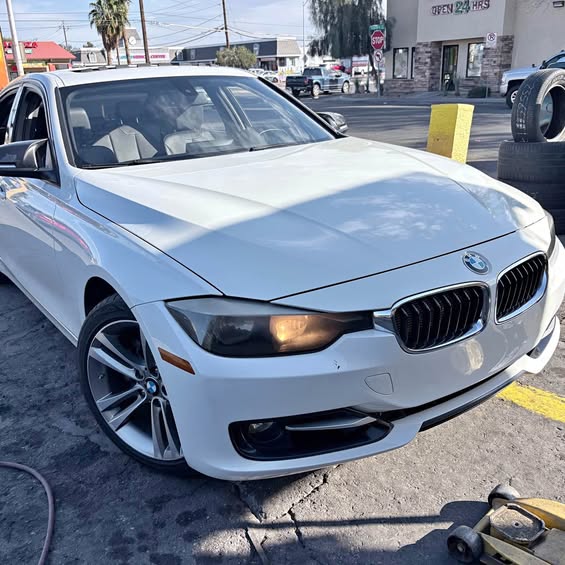 2013 BMW 3 Series - 328i Sedan 4D