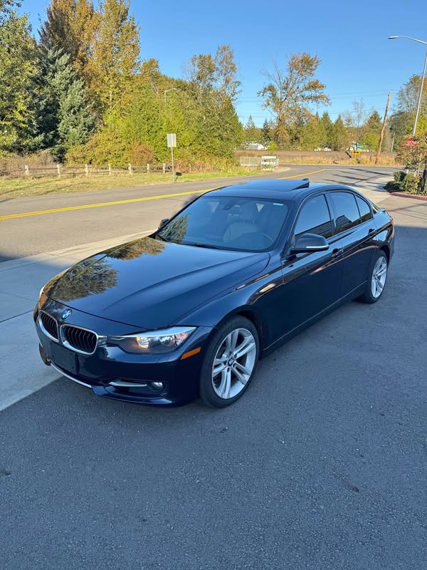 2013 BMW 3 Series - 328xi Sedan 4D
