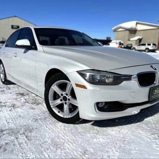 2013 BMW 3 Series - 328i xDrive Sedan 4D