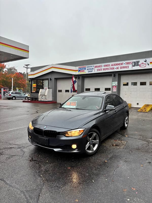 2014 BMW 3 Series - 328i xDrive Sedan 4D