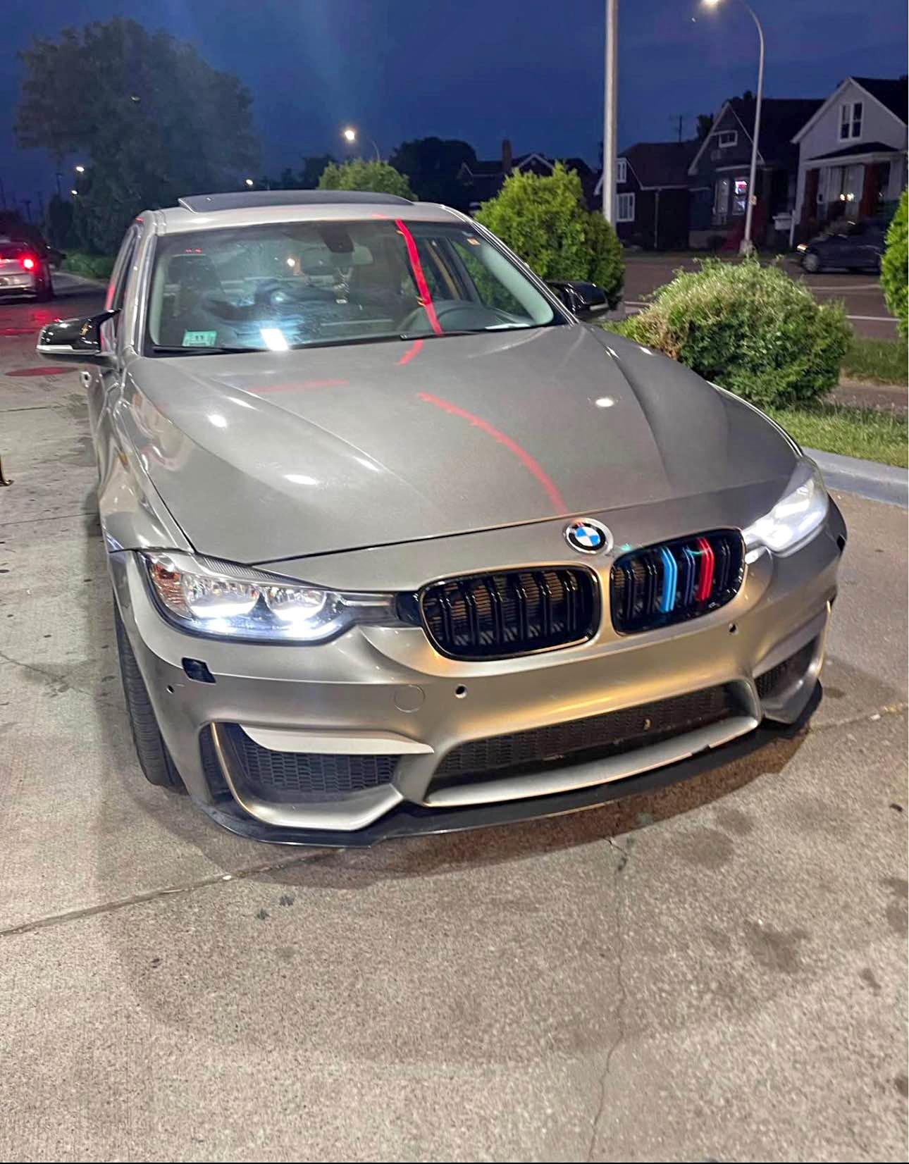 2016 BMW 3 Series - 320i xDrive Sedan 4D