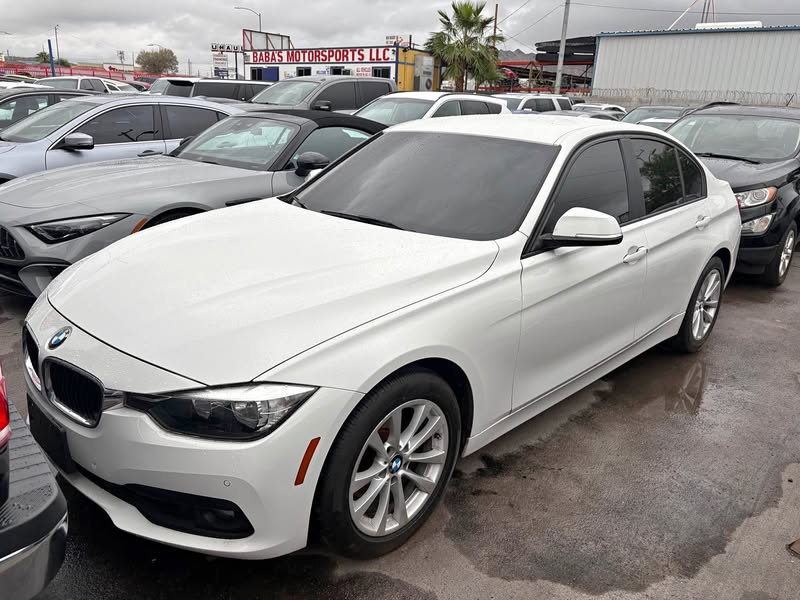 2017 BMW 3 Series - 320i Sedan 4D
