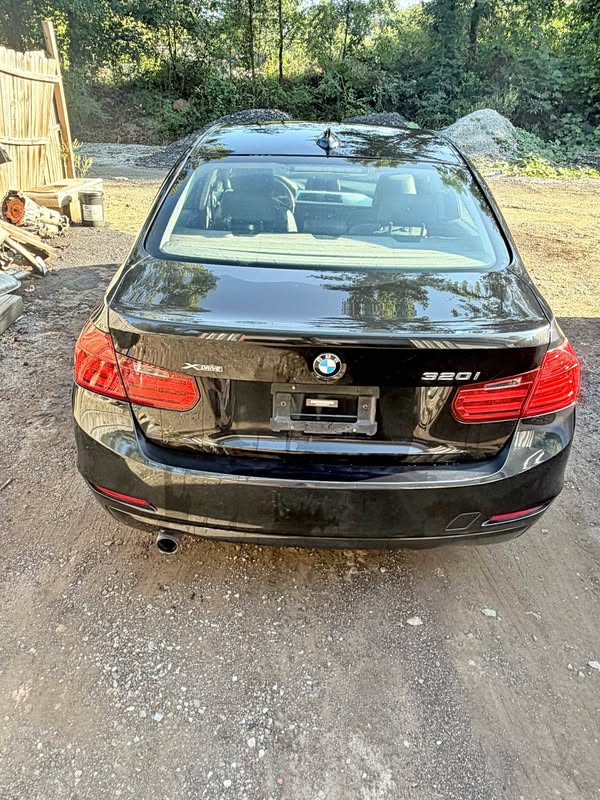 2014 BMW 3 Series - 320i xDrive Sedan 4D