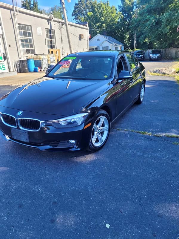 2013 BMW 3 Series - 328i xDrive Sedan 4D