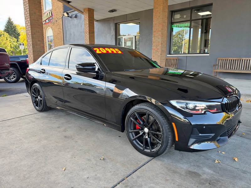 2019 BMW 3 Series - 330xi Sedan 4D