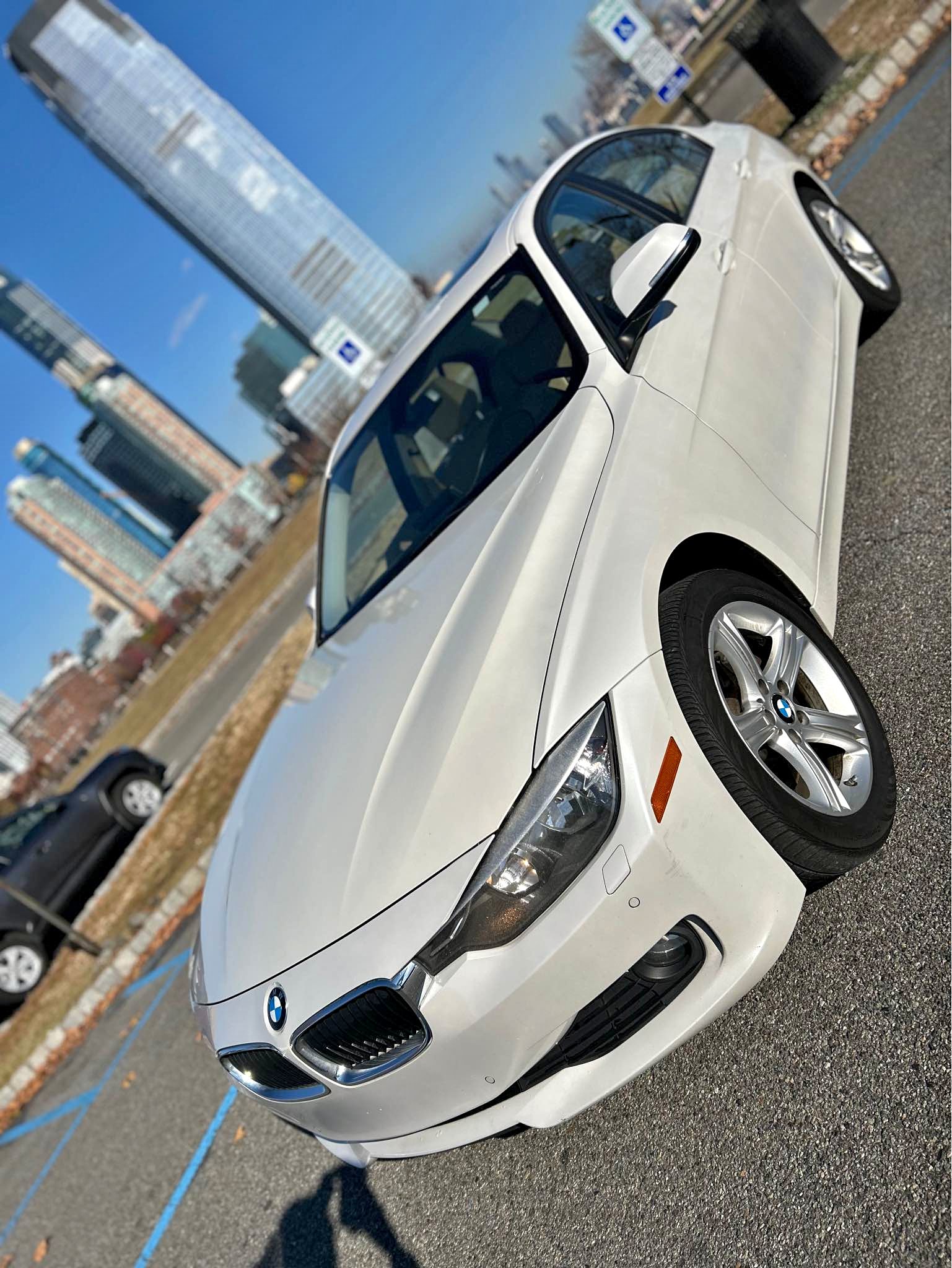 2015 BMW 3 Series - 320i xDrive Sedan 4D