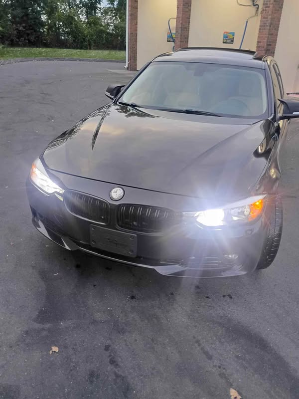 2013 BMW 3 Series - 328i xDrive Sedan 4D