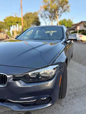 2018 BMW 3 Series - 330e Sedan 4D