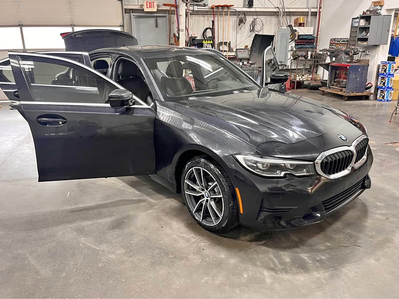 2019 BMW 3 Series 330i xDrive Sedan 4D