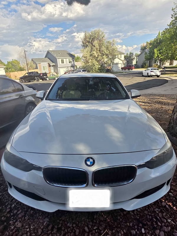 2013 BMW 3 Series - 328i xDrive Sedan 4D