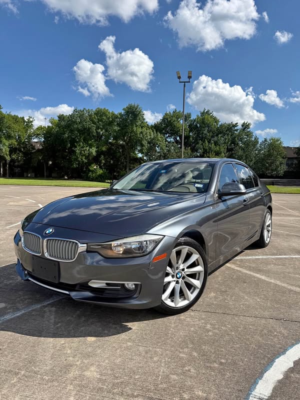 2012 BMW 3 Series - 328i Sedan 4D