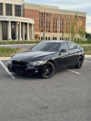 2018 BMW 3 Series - 330i xDrive Sedan 4D