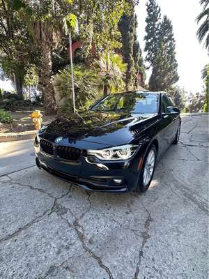 2018 BMW 3 Series - 320i Sedan 4D