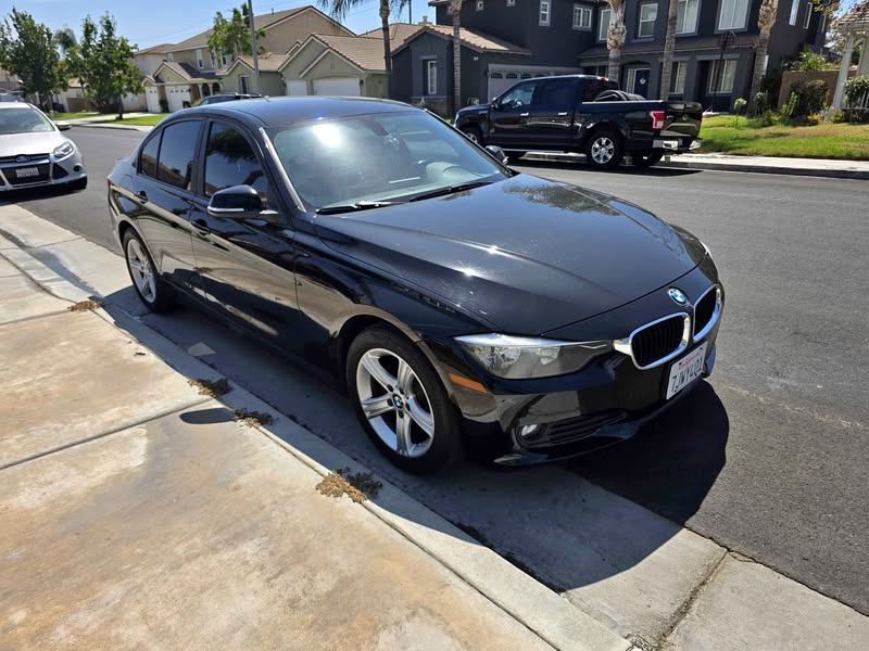 2015 BMW 3 Series - 320i Sedan 4D
