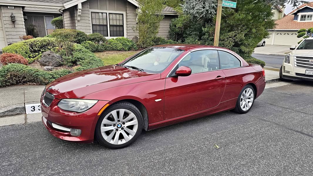 2012 BMW 3 Series - 328i Convertible 2D
