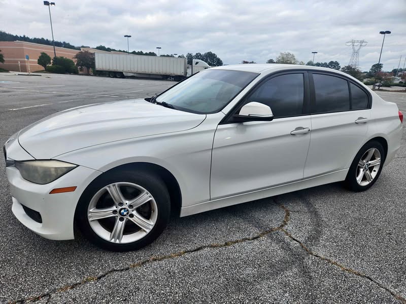 2014 BMW 3 Series - 320i Sedan 4D