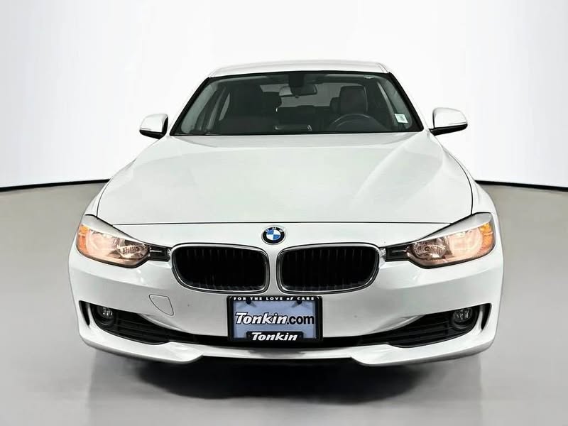 2015 BMW 3 Series - 320i Sedan 4D