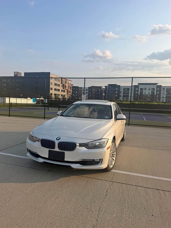 2015 BMW 3 Series - 328i Sedan 4D