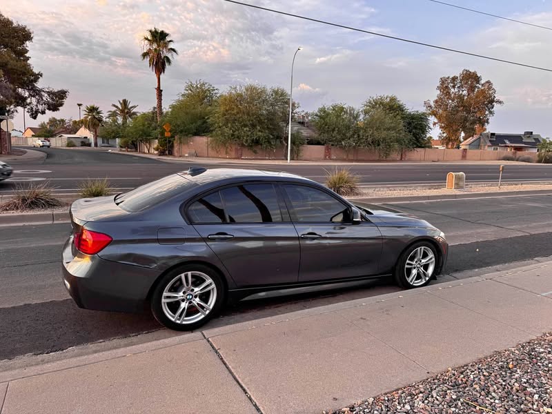 2013 BMW 3 Series - 328i Sedan 4D