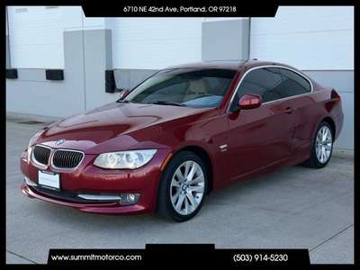 2013 BMW 3-Series 328i xDrive Coupe 2D