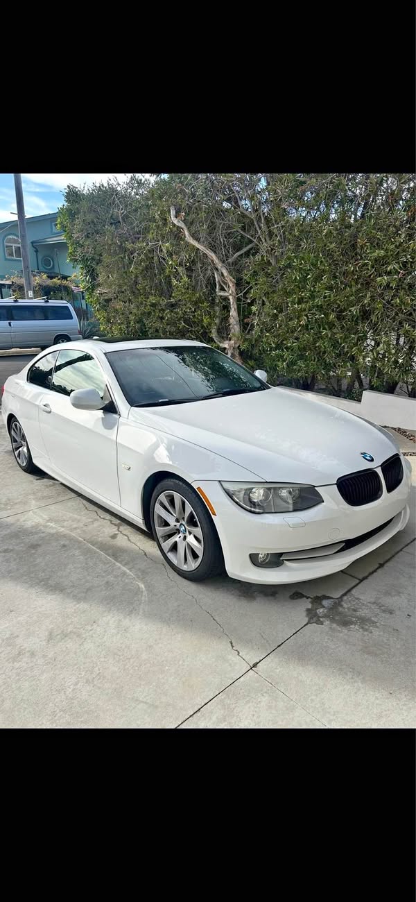 2013 BMW 3 Series - 328i Coupe 2D