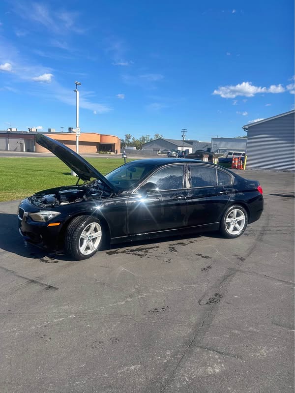 2013 BMW 3 Series - 328i xDrive Sedan 4D