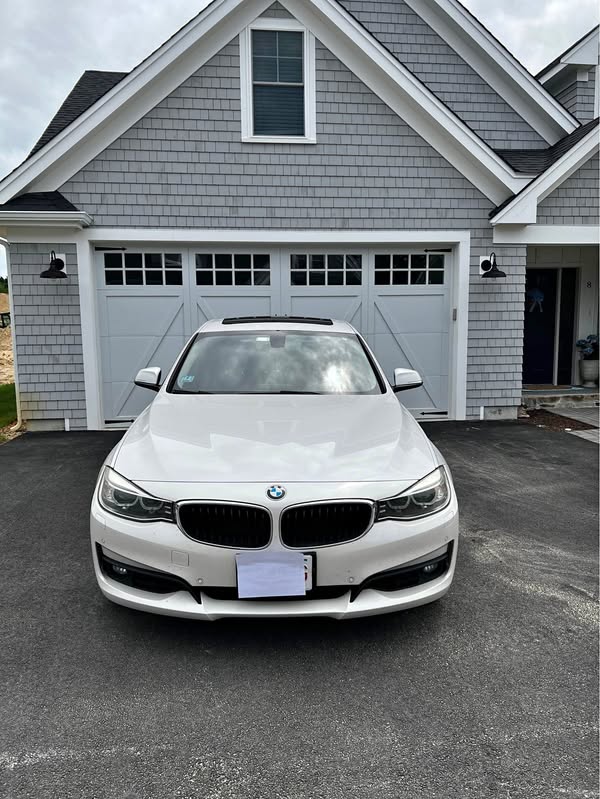 2015 BMW 3 Series - 328i Gran Turismo xDrive Sedan 4D