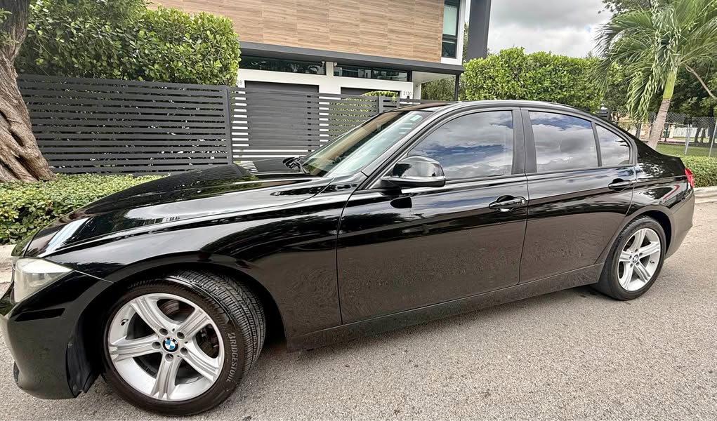 2015 BMW 3 Series - 328i Sedan 4D