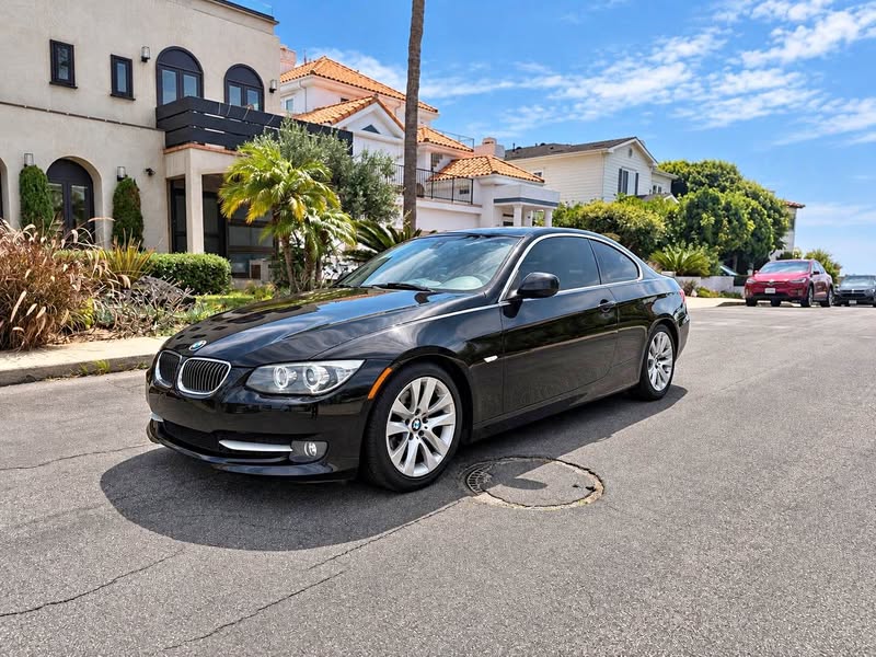 2012 BMW 3 Series - 328i Coupe 2D