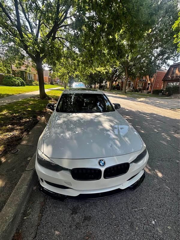 2014 BMW 3 Series - 328i xDrive Sedan 4D